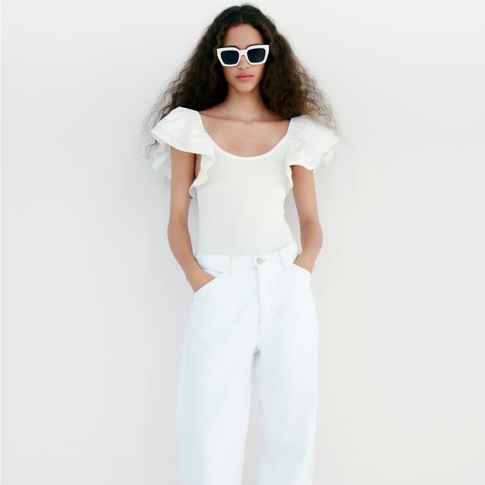 Zara Ribbed Bodysuit with Ruffles, S